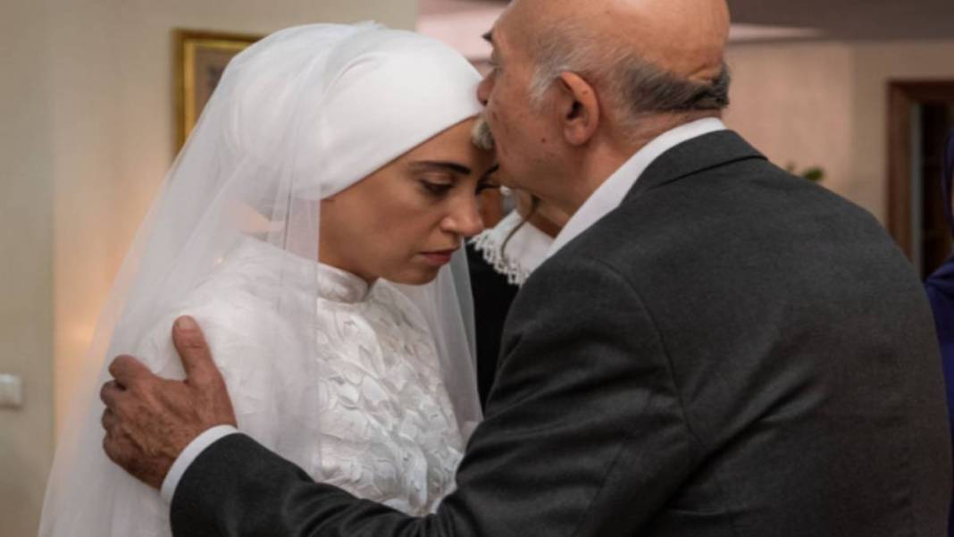 RTÜK ceza yağdırmıştı... Kızılcık Şerbeti hayranlarına büyük şok! Herkes bu haberi bekliyordu 4